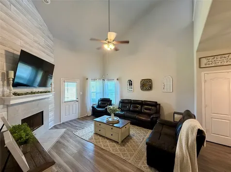 5191 Dry Hollow Drive Alvin TX 77511