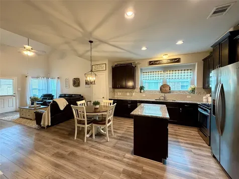 5191 Dry Hollow Drive Alvin TX 77511