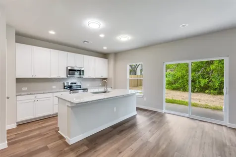 6409 Orange Blossom Way Austin TX 78744