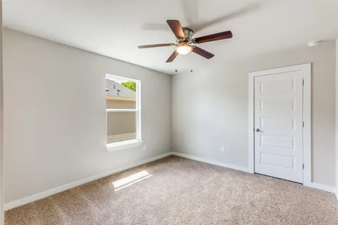 6409 Orange Blossom Way Austin TX 78744