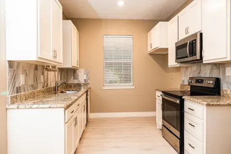 1306 S Austin Street Brenham TX 77833