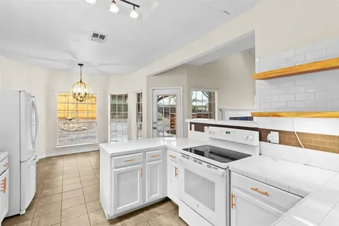 11105 Forest Breeze Live Oak TX 78233