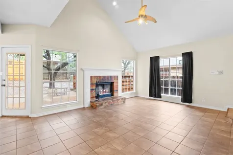 11105 Forest Breeze Live Oak TX 78233