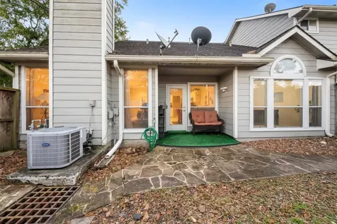 2334 Everest Way Kingwood TX 77339