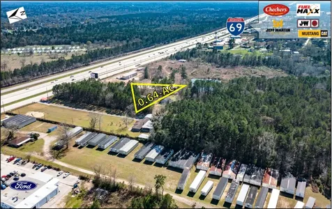 3934 Highway 59 S Cleveland TX 77327