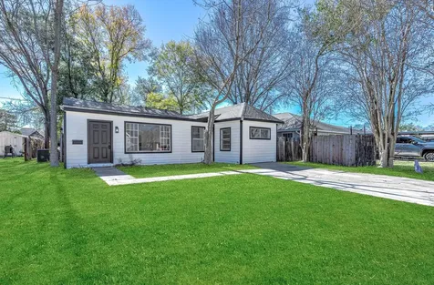 1706 12TH Street Galena Park TX 77547