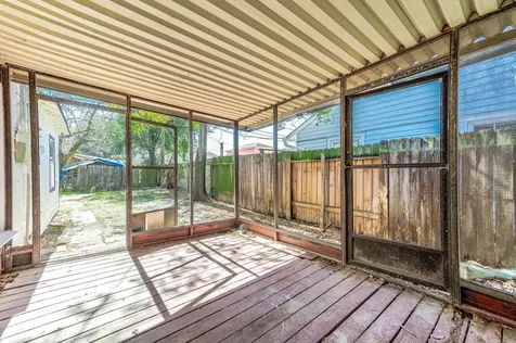 1706 12th Street Galena Park TX 77547