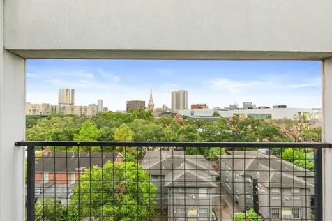 205 Portland Street Houston TX 77006