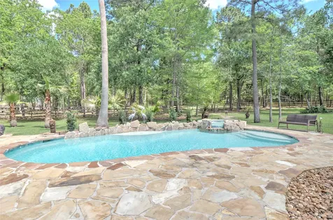15508 Crown Oaks Drive Montgomery TX 77316