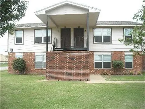 835 Us Highway 84 W Teague TX 75860