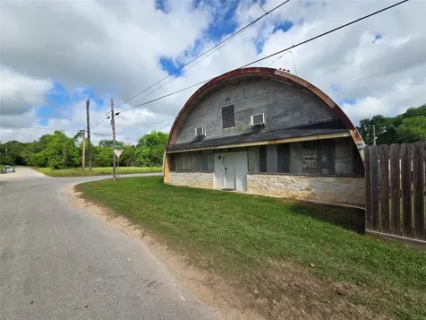 601 Franklin Street Liberty TX 77575