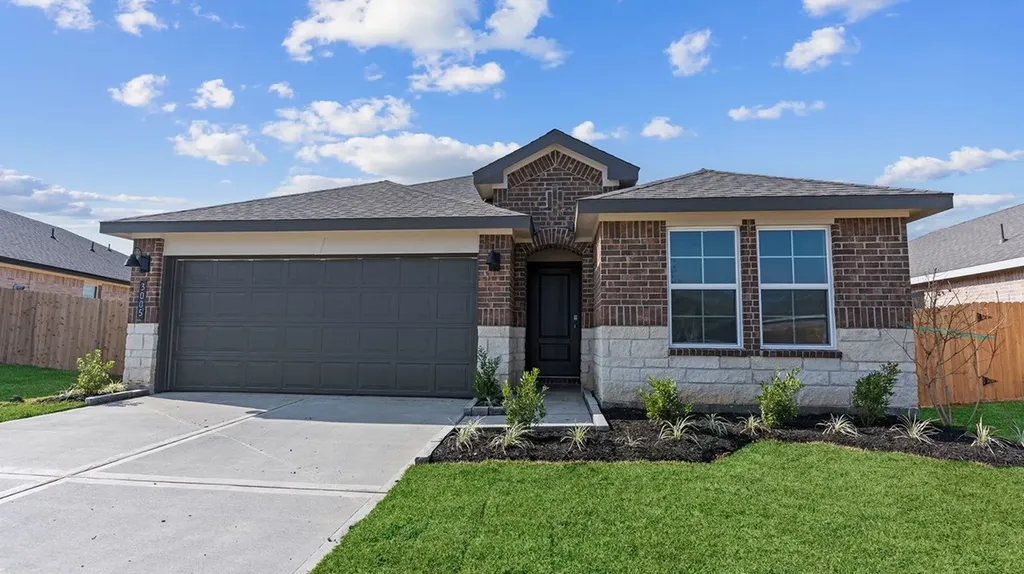 9118 Serene Haven Iowa Colony TX 77583