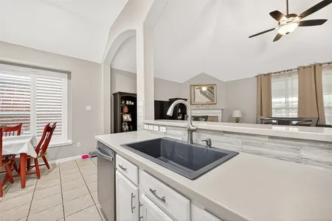 6027 Bassetdale Lane Houston TX 77084