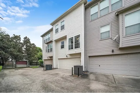 3023 Austin Street Houston TX 77004