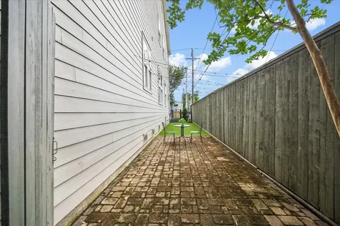 2714 Cornell Street Houston TX 77009