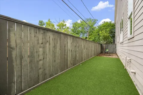 2714 Cornell Street Houston TX 77009