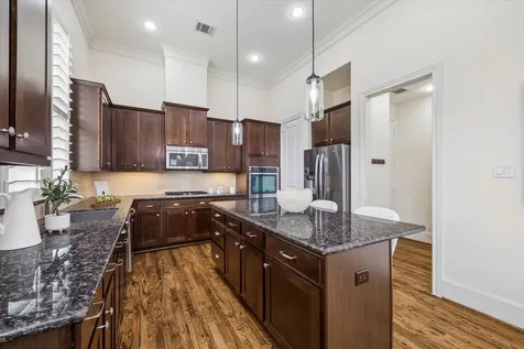 2714 Cornell Street Houston TX 77009