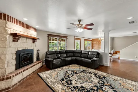 3115 Rains County Road 2610 Alba TX 75410