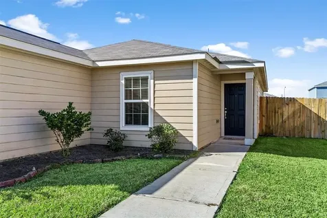 5807 Treasure Cove Road Cove TX 77523