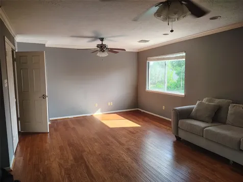 16326 Concord Falls Lane Sugar Land TX 77498