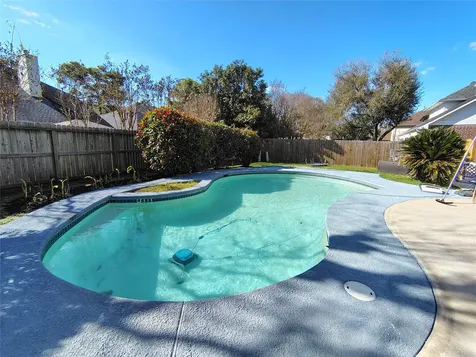 16326 Concord Falls Lane Sugar Land TX 77498