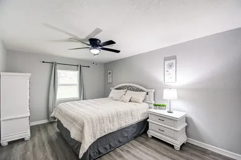 8706 Glen Valley Drive Houston TX 77061
