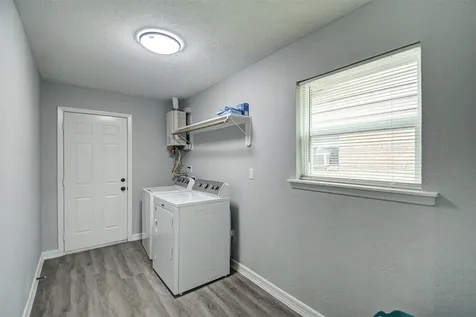 8706 Glen Valley Drive Houston TX 77061