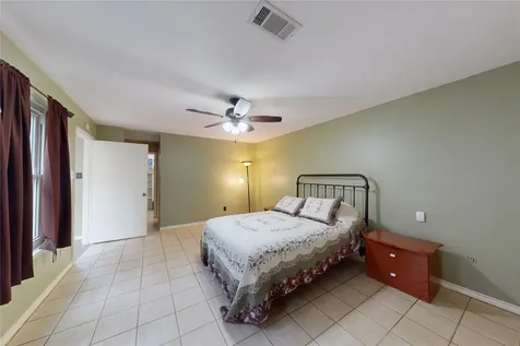 1827 Ash Meadow Drive Houston TX 77090