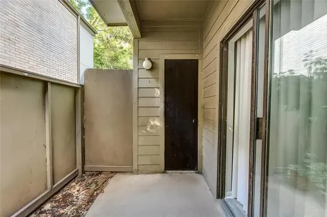 10047 Westpark Drive 49 Houston TX 77042