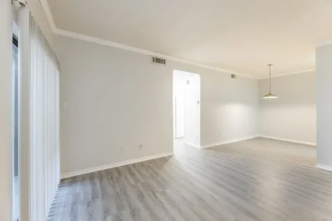 10047 Westpark Drive 49 Houston TX 77042