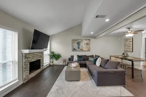 763 Worthshire Street Houston TX 77008