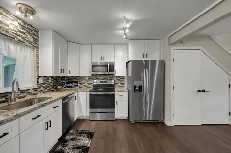 763 Worthshire Street Houston TX 77008