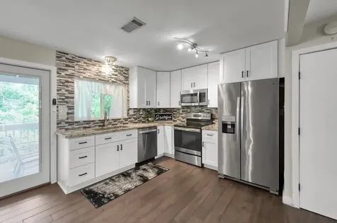 763 Worthshire Street Houston TX 77008