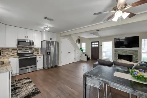763 Worthshire Street Houston TX 77008