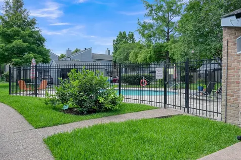 763 Worthshire Street Houston TX 77008