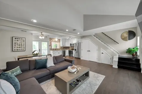 763 Worthshire Street Houston TX 77008
