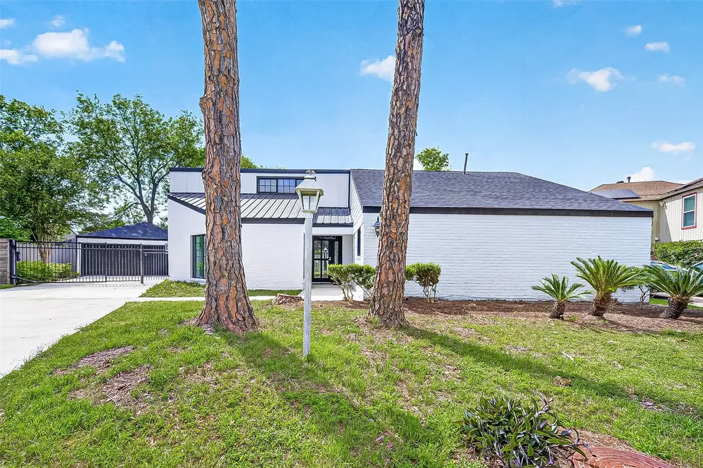 2335 Canyon Meadows Drive Missouri City TX 77489