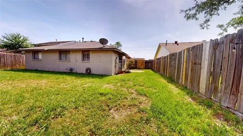 4138 Swinden Drive Houston TX 77066
