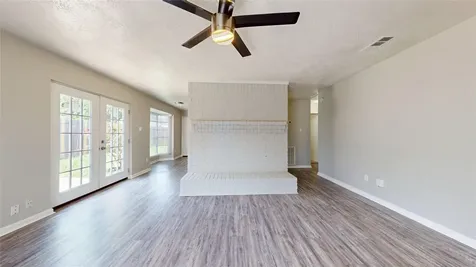 4138 Swinden Drive Houston TX 77066