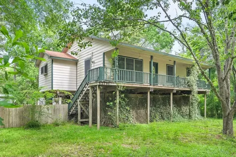 38 Woodbranch Drive New Caney TX 77357