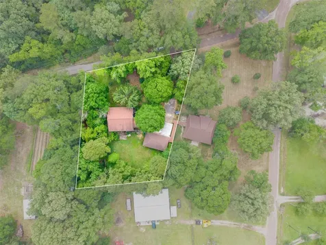38 Woodbranch Drive New Caney TX 77357