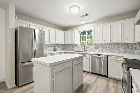 38 Woodbranch Drive New Caney TX 77357