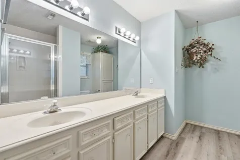38 Woodbranch Drive New Caney TX 77357
