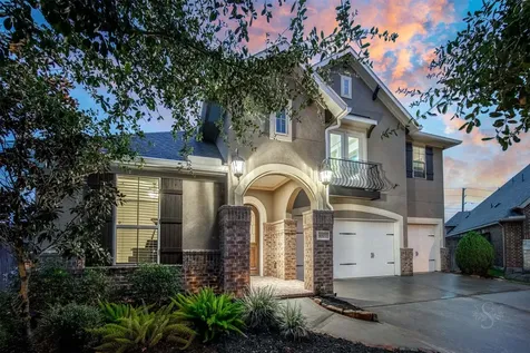 4902 Cancun Hills Court Fulshear TX 77441