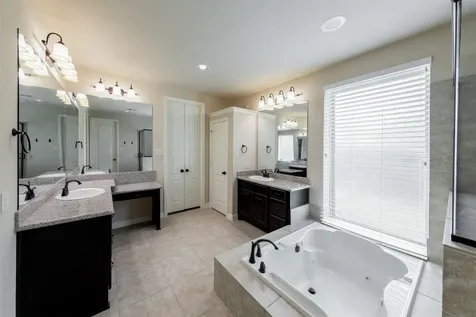 4902 Cancun Hills Court Fulshear TX 77441