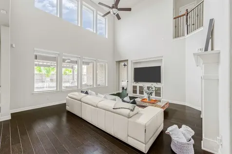 4902 Cancun Hills Court Fulshear TX 77441