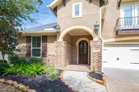 4902 Cancun Hills Court Fulshear TX 77441