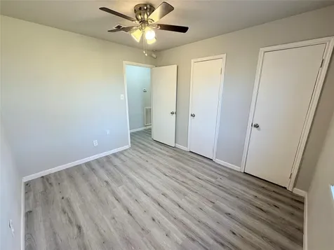 214 S Texas Street Texas City TX 77591