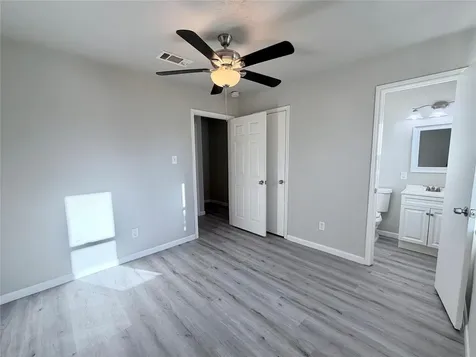214 S Texas Street Texas City TX 77591