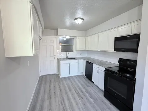 214 S Texas Street Texas City TX 77591